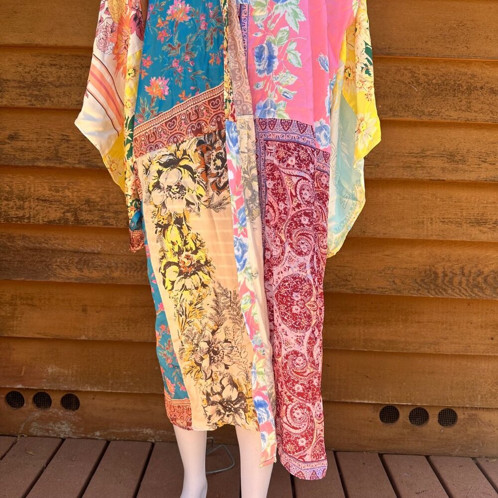 Free People California Patched with Love Kimono Robe Brand New Size M/L - Picture 5 of 9